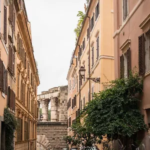 Colosseum Townhouse Apartment