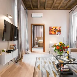 Living Rhome-spanishsteps Apartment