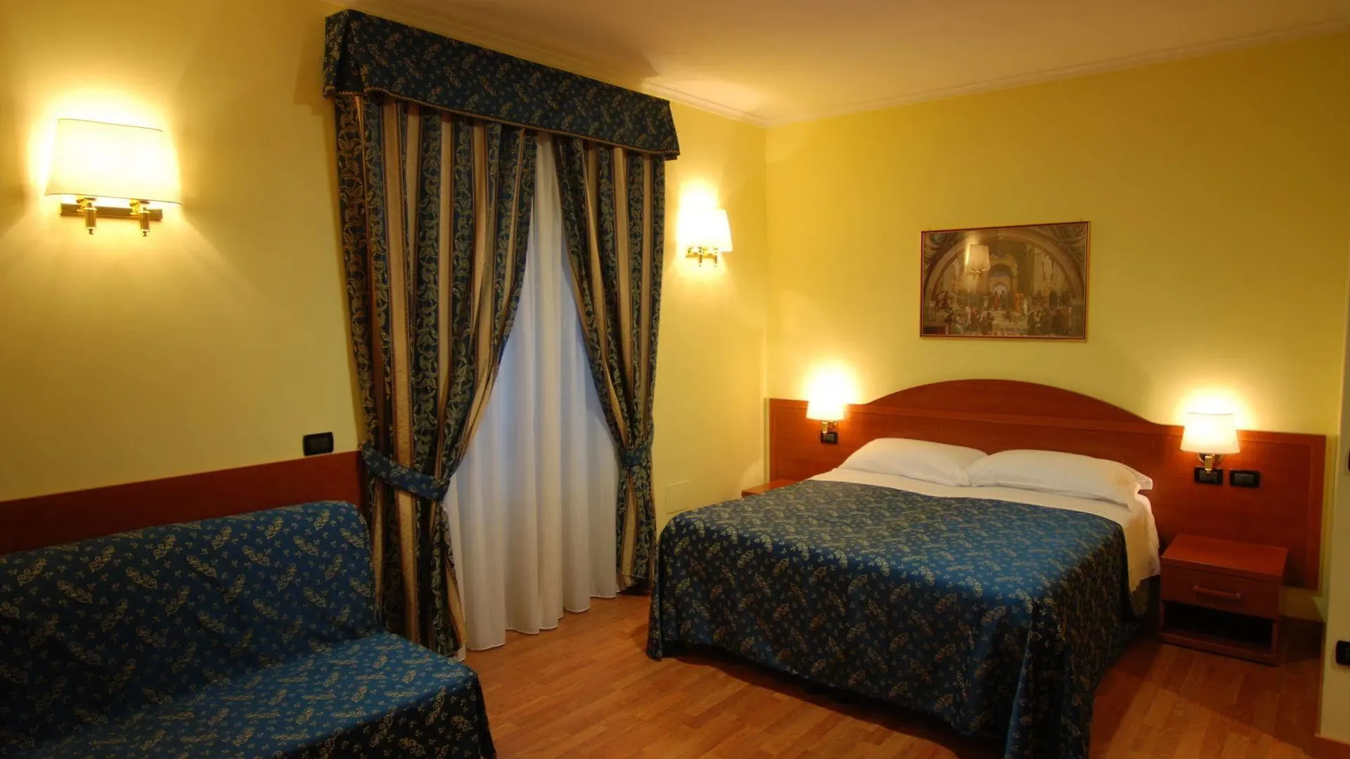 *** Pensión Saint Peter Inn Roma Italia