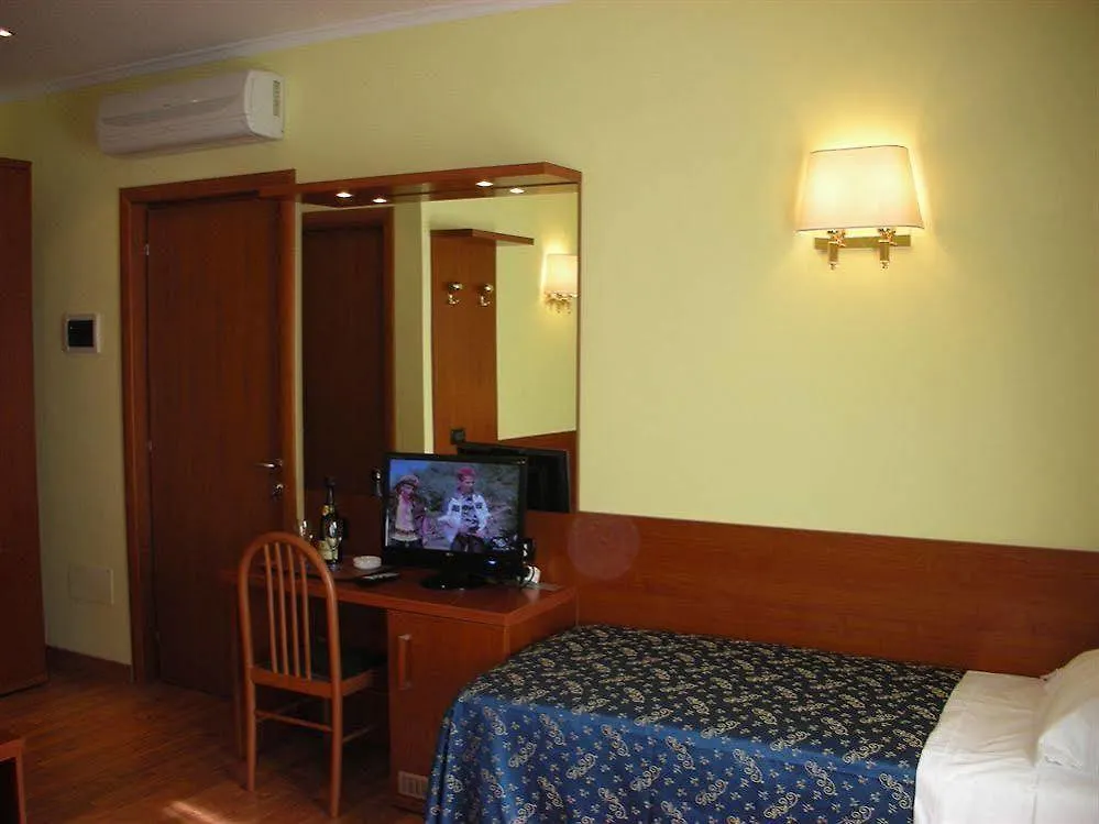 Saint Peter Inn Roma Italia